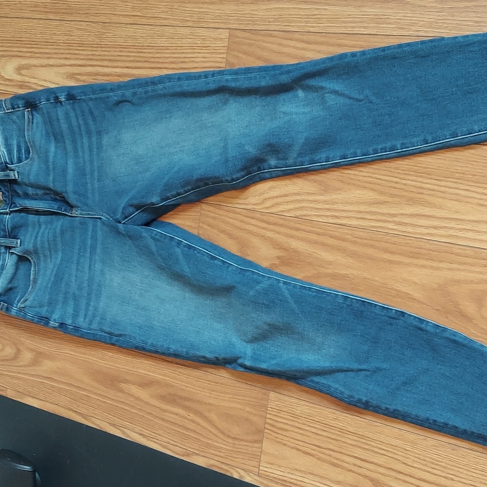 American Eagle The Dream Jean Super High Rise Jegging